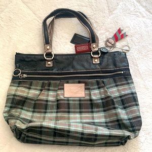 Coach Limited Edition Poppy Large